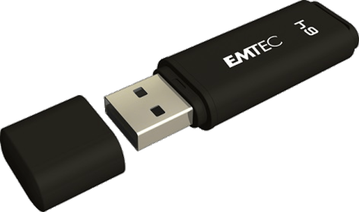 Black U S B Flash Drive E M T E C T9