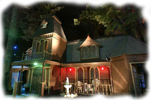 The Haunted Mansion - Kevin Mccurdy's Haunted Mansion PNG with transparent background
