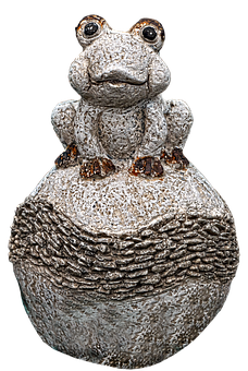 Frogon Woven Basket Sculpture.jpg PNG with transparent background