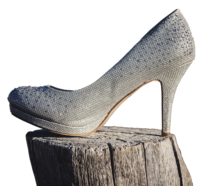 Glittering Stilettoon Wooden Stump PNG with transparent background