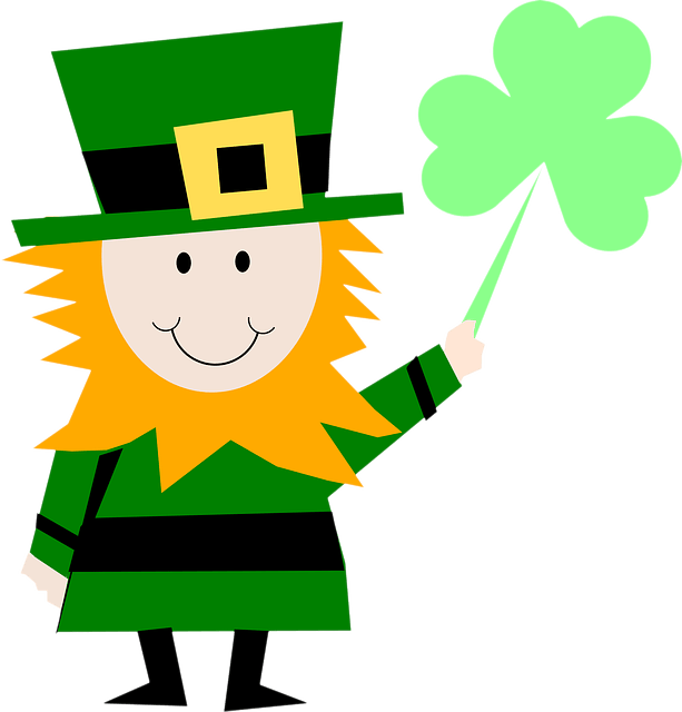 Leprechaun With Shamrock - Saint Patrick Clip Art, HD Png Download PNG with transparent background