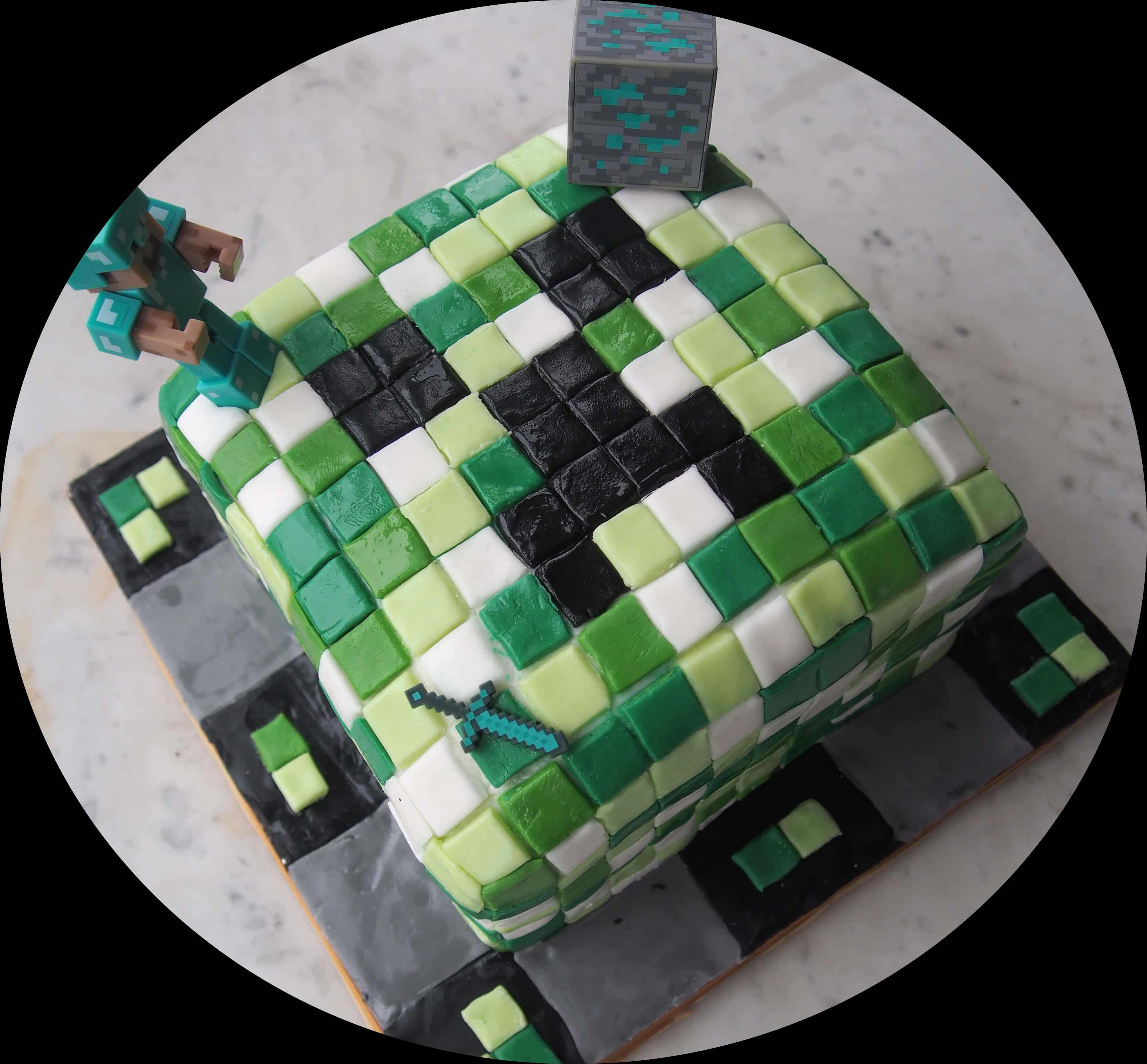 Minecraft Themed Birthday Cake