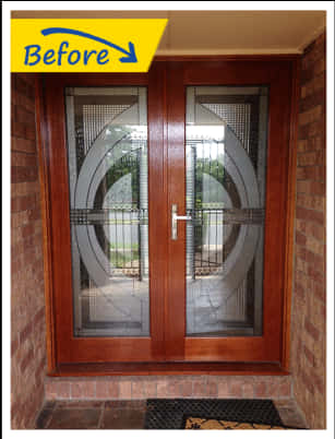 Before Door Renovation PNG Image