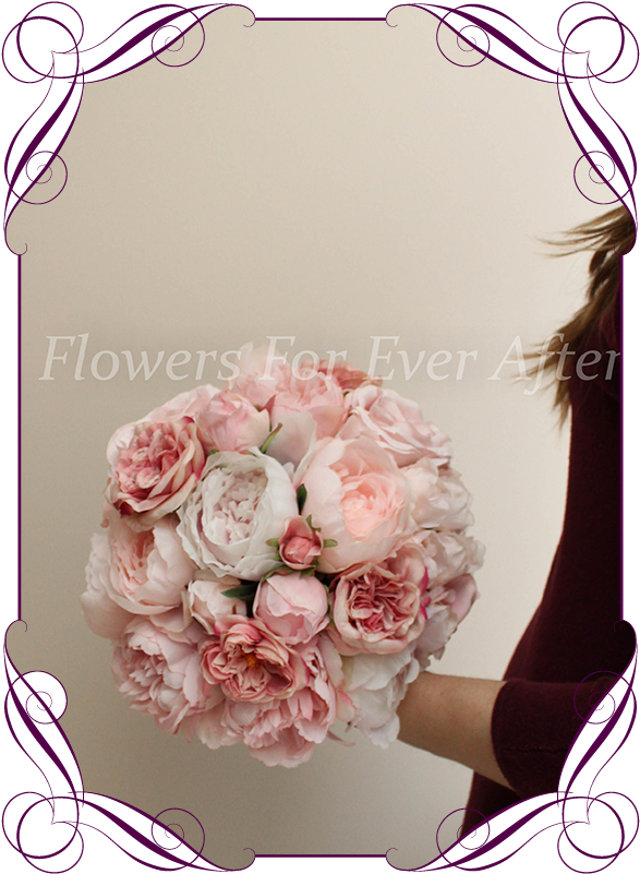 Elegant Bridal Bouquet Design PNG Image