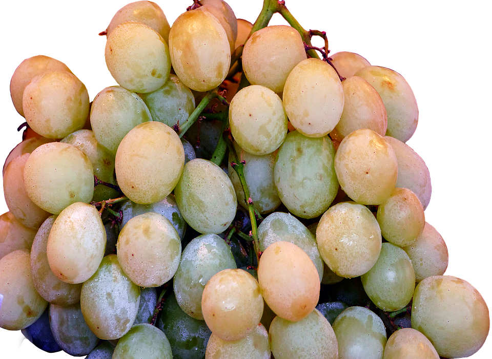 Fresh Green Grapes Cluster PNG Image