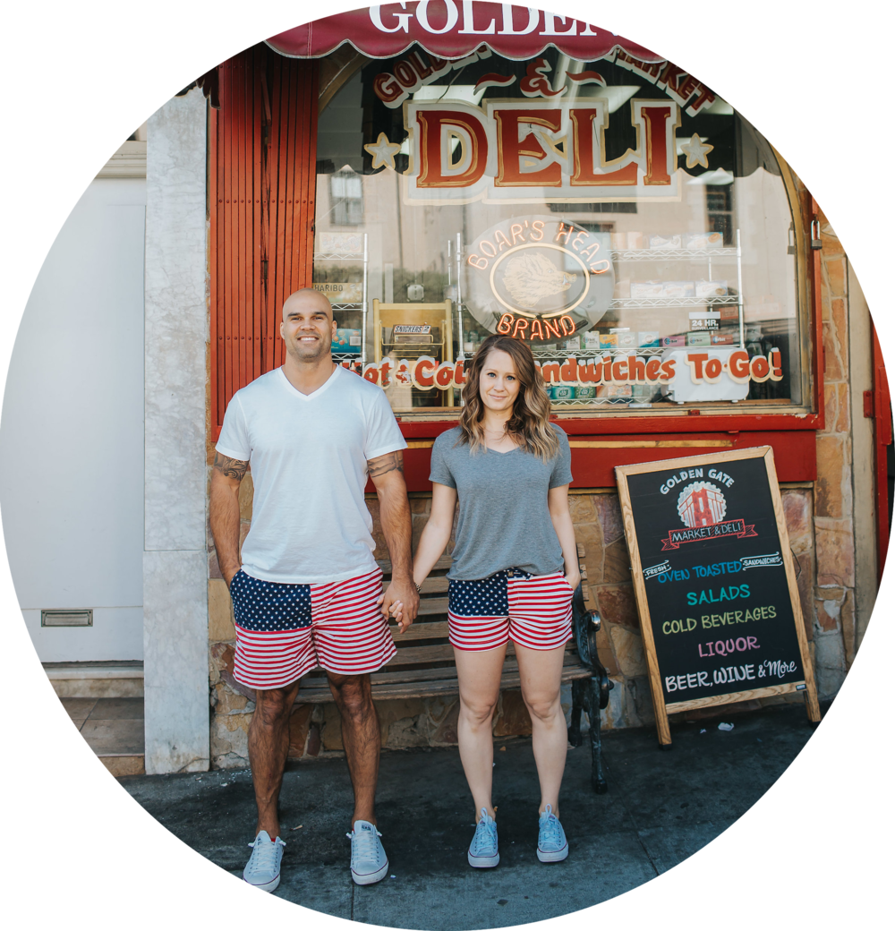 Patriotic Coupleat Deli PNG Image