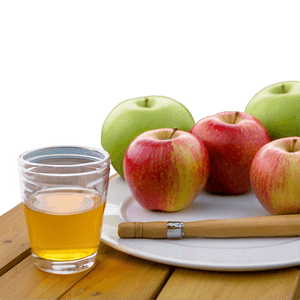 Apple Juice in Cafe Setting PNG gjk PNG