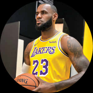Basketball Playerin Yellow Jersey PNG image with transparent background