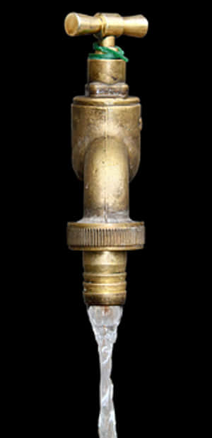 Vintage Brass Water Tap Flowing PNG