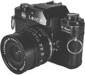 Vintage Leica Camerawith Lens PNG image with transparent background